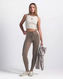 adidas originals 三葉草 印花運動美式復古短袖正肩袖T卹 - 白色 - 查看 10
