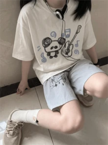 Áo thun tay ngắn cổ tròn in hình gấu trúc dễ thương, dáng rộng, phong cách sinh viên, sinh viên, hàng mới về mùa hè 2026, kiểu dáng ngọt ngào, nữ tính, dễ thương, họa tiết anime, 1 chiếc. - trắng - Xem 1
