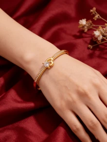 1 chiếc - Bộ trang sức cao cấp Love Set với đá Zirconia, vòng tay bằng đồng mạ vàng sang trọng, kiểu dáng hở, đa năng dành cho nữ. - Vàng - Xem 2