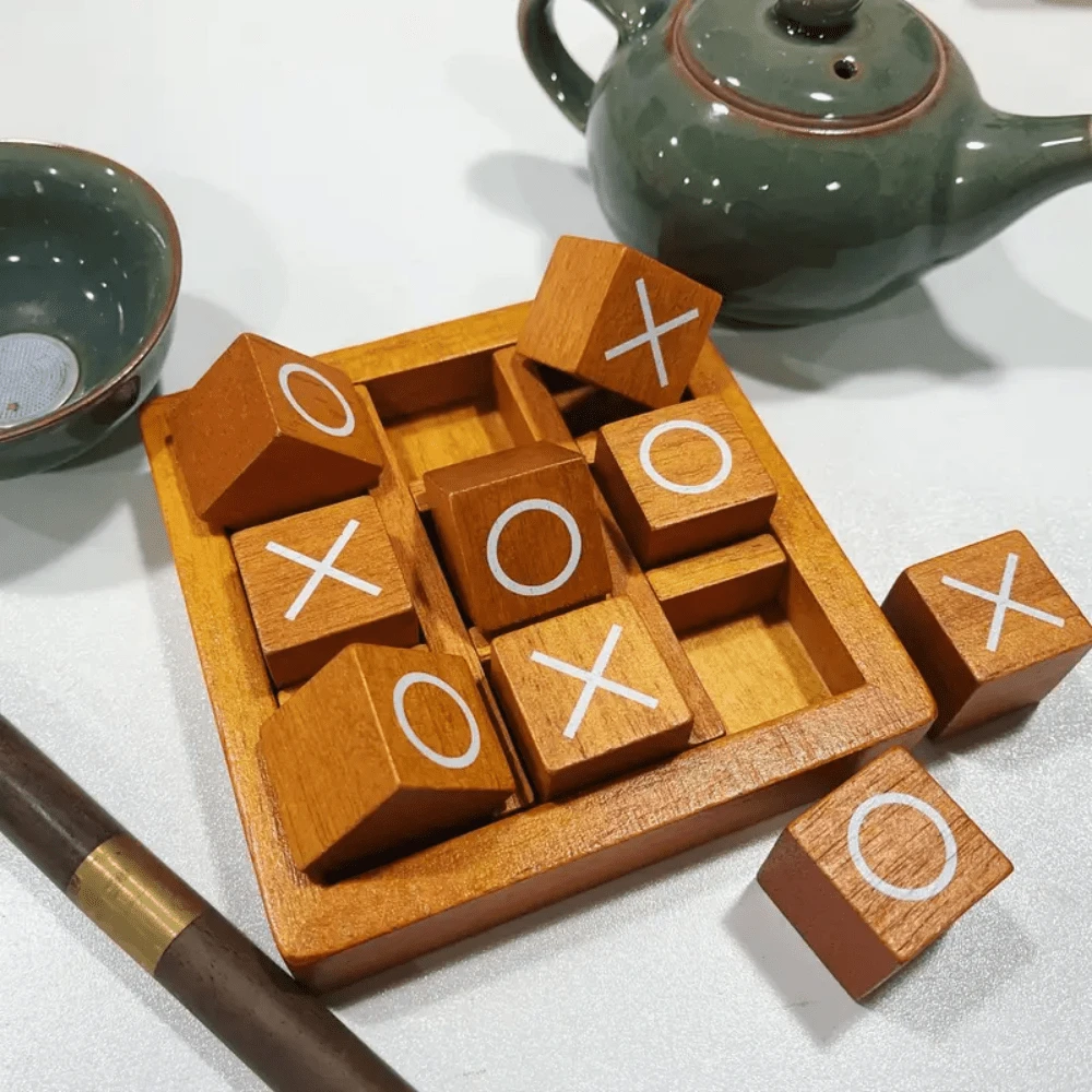 一套木制XO井字棋游戏，桌面版，成人家庭互动益智棋盘游戏玩具，包含9个棋子和1个底座，采用优质实木制成，完美适配咖啡桌、客厅、办公桌等场景。 - 彩色 - 查看 1