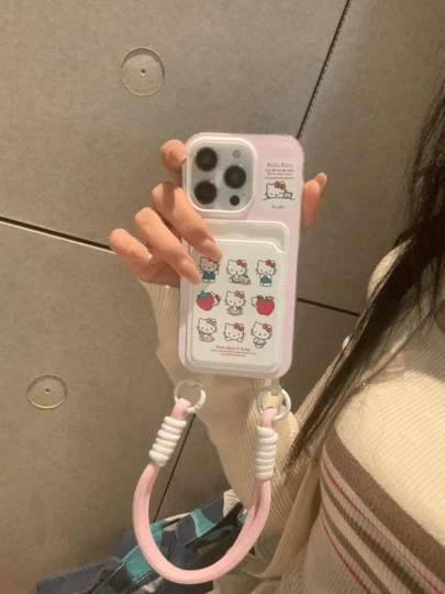 SANRIO 一套时尚多巴胺主题Hello Kitty手机壳、卡包、带爱心翅膀的挂绳、皇冠猫咪、包包、樱桃、泰迪熊KT撞色设计，防水防震材质，可爱猫咪造型，适用于 17系列、11/12/12 Pro、13/14/15、13 Pro/14 Pro/15 Pro、12 Pro Max/13 Pro Max/14 Pro Max/15 Pro Max、16、16 Pro、16 Pro Max、17、17 Pro、17 Pro Max手机壳
