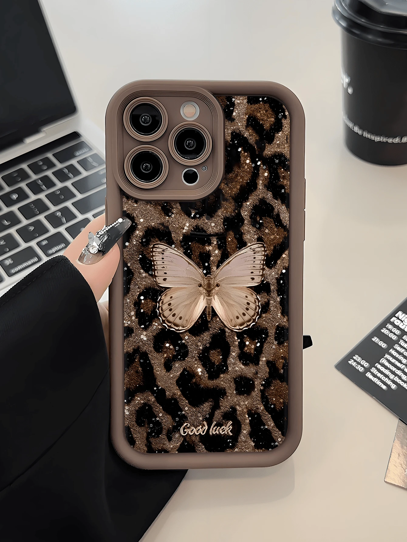 亮片钻石豹纹蝴蝶图案手机壳，时尚防震TPU保护套，兼容 17/17 Pro/17 Pro Max/16/11/13/15/15 Plus/15 Pro/15 Pro Max/12/14 Pro Max/11 Pro Max/12 Pro/12 Pro Max/13 Pro/13 Pro Max/14 Pro/14 Plus，Galaxy A56 5G/A06/A05/A05S/S25/S24/S23/S22 - 棕色 - 查看 1