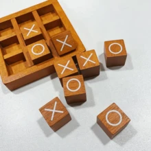 一套木制XO井字棋游戏，桌面版，成人家庭互动益智棋盘游戏玩具，包含9个棋子和1个底座，采用优质实木制成，完美适配咖啡桌、客厅、办公桌等场景。 - 彩色 - 查看 6