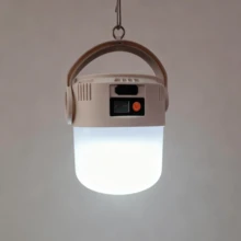 1个乳白色太阳能充电露营灯，持久耐用的便携式LED吊灯，配备800mAh电池，1000流明，数字显示，360°照明，适用于停电、帐篷、庭院、露营、紧急情况、户外旅行必备品 - 多色 - 查看 14