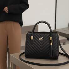 Women Shoulder Bags - 黑色 - 查看 7