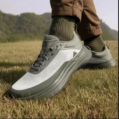  Giày thể thao chạy bộ thường ngày mùa hè mới của Adidas dành cho nam, phù hợp cho công sở và đi làm.