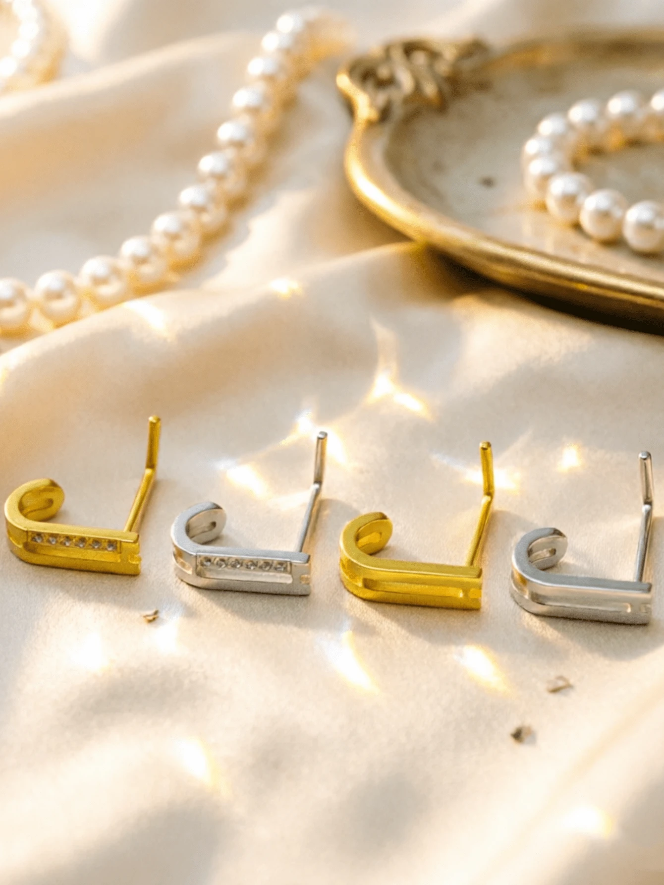 1 chiếc khuyên mũi hình trái tim tối giản bằng thép không gỉ 316 không gây dị ứng, nặng 20g - Mạ vàng 18K, trang sức xỏ khuyên hình học tình yêu, quà tặng Ngày của Mẹ và trang sức đeo hàng ngày cho cặp đôi.