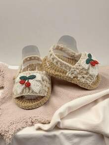 1双女婴钩针编织樱桃刺绣凉鞋，白色和米色，夏季婴儿鞋 - 米色 - 查看 6