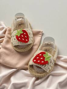 1 đôi dép xăng đan móc thủ công thêu hình dâu tây cho trẻ sơ sinh, màu trắng và be, giày trẻ em thủ công - Màu be - Xem 5