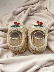 1双女婴钩针编织樱桃刺绣凉鞋，白色和米色，夏季婴儿鞋 - 米色 - 查看 7
