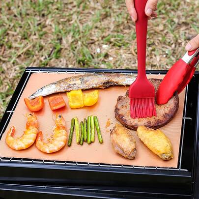 3/2/1件套烤箱垫，易清洁烤箱/炉灶保护垫，耐热不粘烘焙垫，适用于家庭和户外烧烤，加厚耐用烤箱垫，炉灶罩，烧烤垫，防溢垫，烤箱和微波炉垫，厨房用品，易清洁烤箱保护垫，适合情人节、新年、DIY甜点等场合。