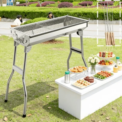 Barbecue multifunzionale di grandi dimensioni, fornello a carbone portatile pieghevole per campeggio e picnic all'aperto, griglia rinforzata con supporto, include 10 spiedini