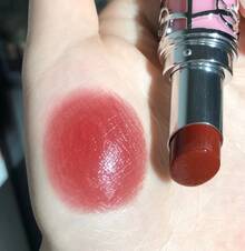 Yves Saint Laurent 2026春夏新款时尚必备亮泽唇膏 #206，1.6克/0.05盎司 - #206 - 查看 9