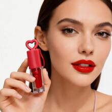 Brillo de Labios con Corazón - Rojo - Ver 2