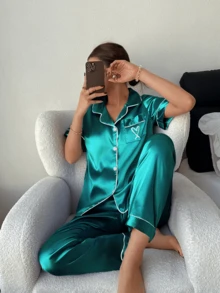 Dreamivo 情人节短袖长裤刺绣爱心绿色女士睡衣套装 - 綠色 - 查看 4