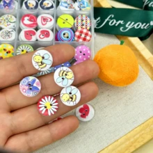 50pcs/100pcs Vintage Painted Wooden Buttons, Round 2-Hole Handmade, DIY Buttons Craft Collage Clothing Accessories Flower Buttons, Random Box - Multicolor - View 11