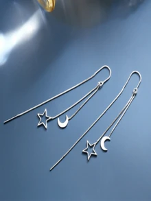 1 par de pendientes largos con borlas huecas con forma de estrella y luna, pendientes elegantes que estilizan el rostro, adecuados para uso diario, vacaciones, fiestas, como regalo - Plateado - Ver 1