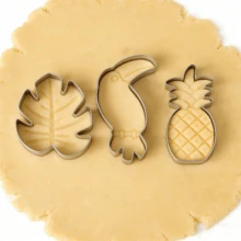 3 piezas Cortadores de galletas de acero inoxidable, Trío de galletas tropicales de la jungla: Tucán, Bambú, Piña, Galletas con tema de paraíso de frutas hechas a mano, Caja de regalo de galletas de verano - Ver 4