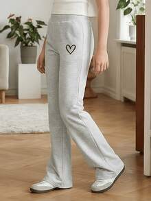 Quần jogger ống loe thêu hình trái tim màu xám dành cho nữ tuổi teen, cạp cao, lưng thun, kiểu dáng thoải mái, ôm sát. - Màu Xám nhạt - Xem 3
