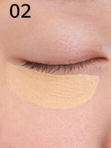 Foundation - 02 Light Beige - View 7