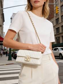 Kate Spade Túi đeo chéo nhỏ KS CAREY với dây đeo điều chỉnh được, túi đeo chéo có nắp gập chần bông. - trắng - Xem 9