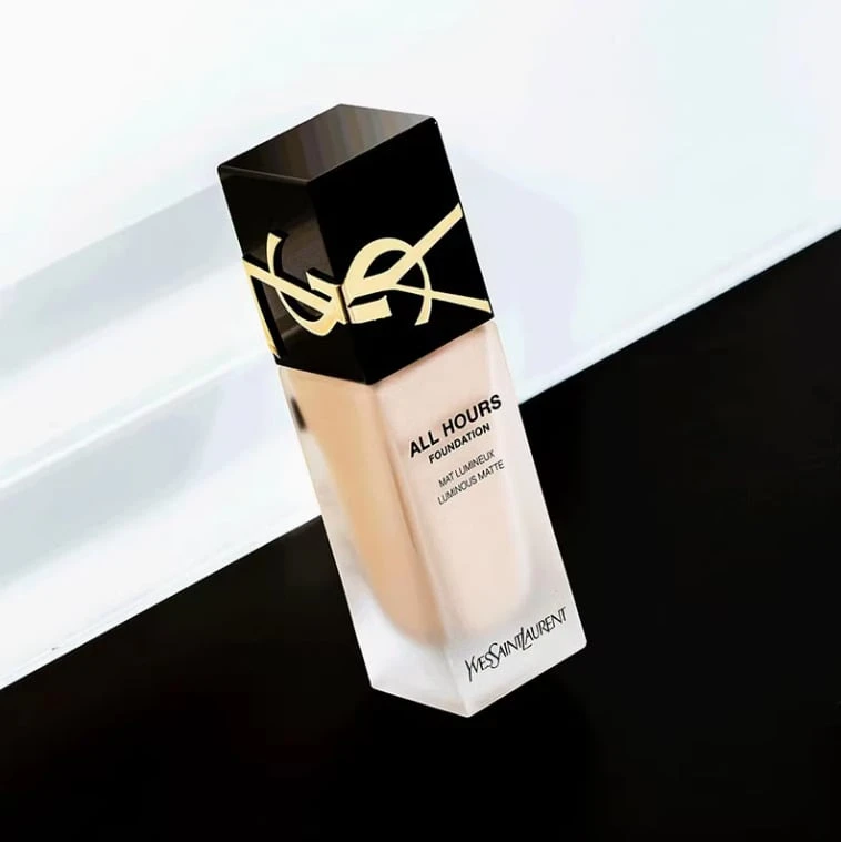 30毫升 YSL 抗衰老粉底液，色号 #B10-#B20，适合日常妆容，可作为礼物送给女朋友 - #LC2-12ml - 查看 1