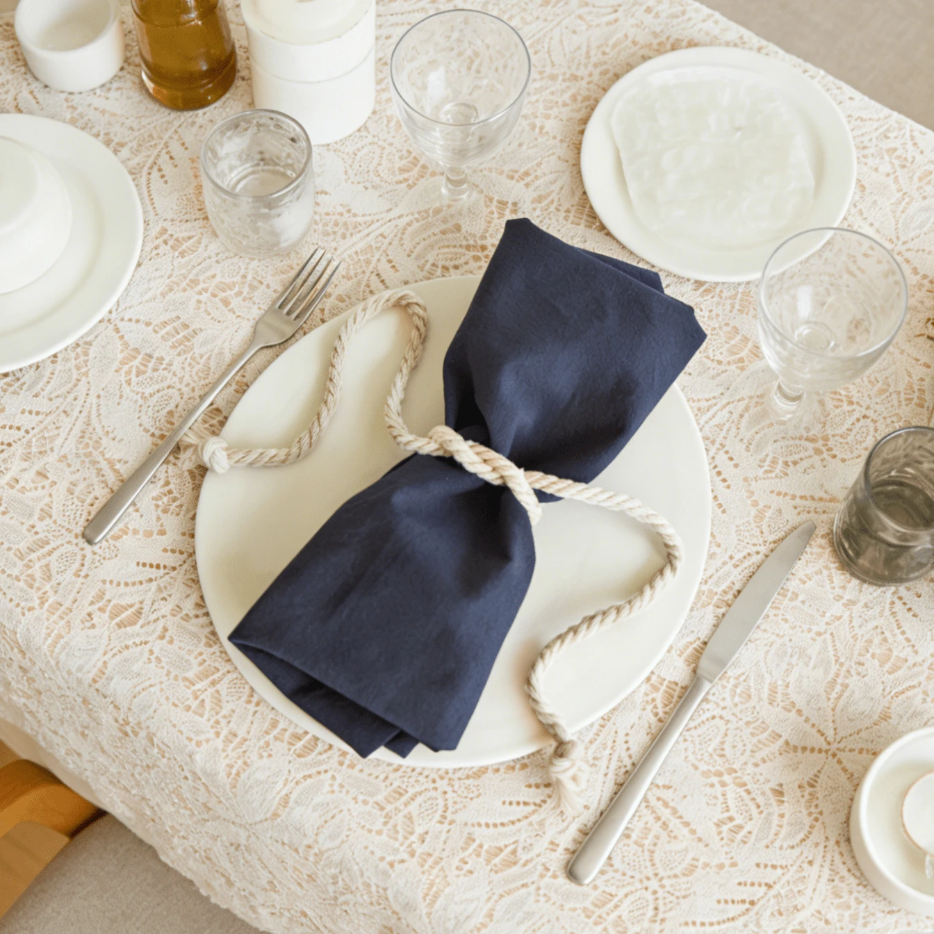 1/2/6pcs Navy Blue Soft Classic Art Wedding Hotel Napkins, Suitable For Home Decor And Daily Use - Multicolor - View 1