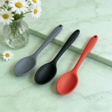 Bộ thìa trộn silicon chịu nhiệt, dụng cụ nhà bếp thiết yếu chống dính - Dùng cho nấu nướng, khuấy trộn hàng ngày - An toàn với máy rửa chén (Đen/Đỏ/Xám, bộ 2/4/6 chiếc) - màu đen - Xem 4