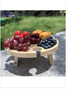 1 pièce de plateau rond multifonctionnel en bois massif pliable, parfait pour les activités de plein air, les pique-niques, le camping, les barbecues de plage et les fêtes - comprend une table à collations, facile à transporter pour les fêtes de Noël et les terrasses - 1 plateau pliant rond - Voir 2