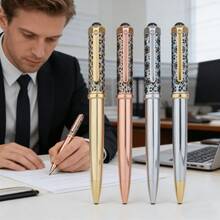 3 pièces Ensemble de stylos à bille en métal. Comprend 1 stylo et 2 recharges. Avec un design rétractable à vis, offrant une sensation robuste et de haute qualité ainsi qu'une excellente texture métallique pour une expérience de préhension supérieure. Un cadeau idéal pour les hommes, les maris et les pères. Ce cadeau pour le bureau et les affaires est livré avec des recharges noires de 0,7 mm, convenant pour une utilisation au bureau, les occasions d'affaires, la rentrée scolaire, la papeterie quotidienne et les cadeaux. - Stylo à bille - Voir 8