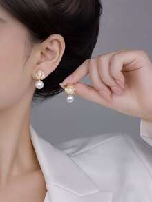 A Pair Of Elegant And Sweet Ladies' Earrings With A Unique Design, Featuring Zirconia - Adorned Flowers And Imitation Pearls, Exuding A Sense Of Fashion And Luxury. - Multicolor - View 3