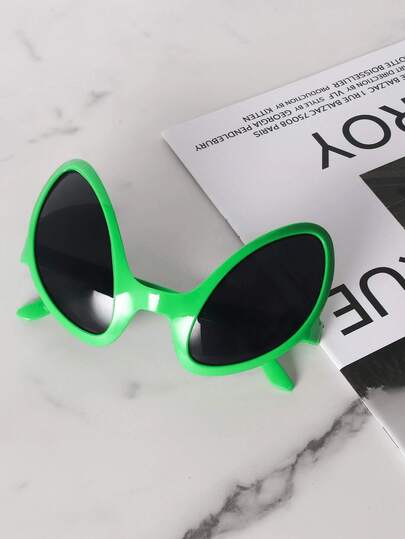 1pc Unique Green Alien Shaped Fashion Fashion Glasses
