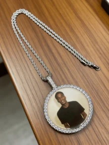 Customized Large Round Frame Photo Pendant Necklace, Brass & Zirconia Sparkling, DIY Photo, Hip Hop Daily Wear Jewelry, With 50cm Twisted Chain Gift, Silver, Stylish, Colorful, Vintage, Simple, Unisex, Casual, Cuties, Custom, Personalized, Unique, Ideal Gifts For Him, Middle School Students, High School Senior High School Students, College Students, University Students, Freshman, Sophomore, Underclassmen,Chic Autumn - 彩色 - 查看 4