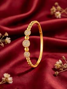 1 件 - 优雅的法式蛇纹铜手链，饰以蛇纹锆石，呈现柔和的金色调。散发着轻松神秘的魅力，适合日常佩戴和节日场合。 - 金色7 - 查看 9