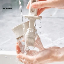 Bộ dụng cụ rót dầu 2 trong 1 - Có cọ, chai thủy tinh đựng dầu ô liu và nước sốt, cọ phết dầu ăn nhà bếp, kèm cọ silicon điều chỉnh/kéo dài và nắp khóa, thích hợp cho nấu nướng, rưới giấm, làm nước sốt, nướng BBQ và chiên rán. - Xem 2