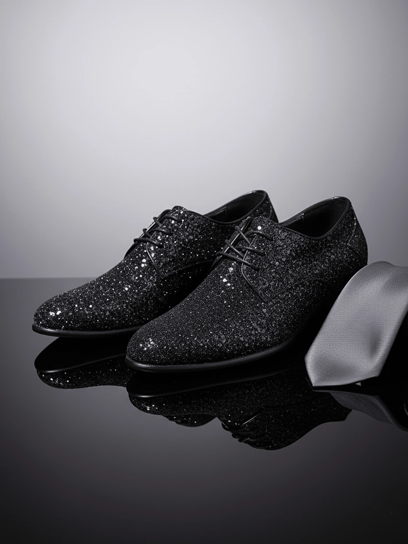 1 par de mocasines casuales cómodos para hombre con puntera redonda, suela de goma y parte superior de cuero PU (Talla grande en 1 talla) - Negro - Ver 1