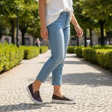 Women's Slip-On Sneakers, Casual, Easy, Super Comfortable And Lightweight - NEW RELEASE - 咖啡棕 - 查看 4