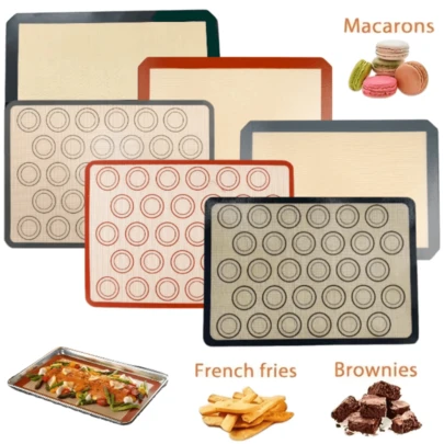 2 siliconen bakmatten - 42 cm x 29 cm, herbruikbare, hittebestendige antiaanbaklaag, siliconen bakmat voor het bakken van koekjes, macarons en brood, geschikt voor Kerstmis, Halloween, feestdagen, verjaardagen, bruiloften en desserts, een onmisbaar keukengereedschap voor het bakken.