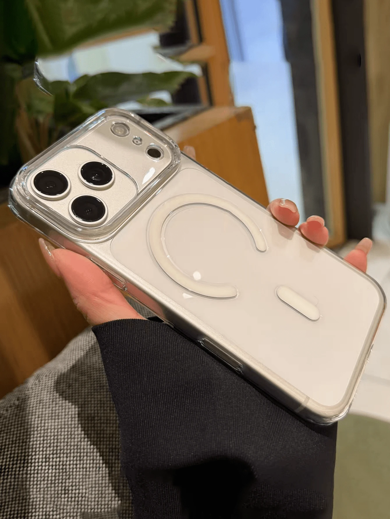 适用于 17 Pro Max、17 Pro、16 Pro Max、15、14、13 Pro Max 的奢华透明磁吸超薄手机壳，透明摄像头保护硬质后盖。