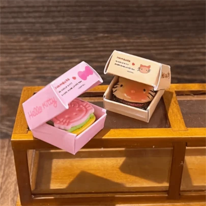 SANRIO 1/Chiếc Hộp Bánh Burger Mini Thu Nhỏ Cho Nhà Búp Bê, Đồ Chơi Thực Phẩm Bằng Nhựa, Trang Trí Cửa Hàng Burger, Thích Hợp Làm Quà Tặng Sinh Nhật, Ngày Valentine, Đám Cưới, Phụ Kiện Du Lịch, Tranh Vẽ, Ngày của Mẹ