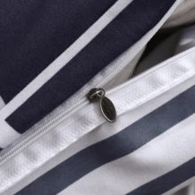 1pc Polyester Duvet Cover, Multi-Color Plaid, Stripe, Geometric Pattern, Minimalist Modern Style, Soft & Comfortable Fabric, Suitable For Naked Sleeping, Moisture-Wicking, Quick-Drying, Washable, Non-Pilling, Non-Fading, Temperature Adjustable, Suitable For All Seasons, Fresh & Clean White Texture, Home Bedding Applicable For All Seasons. - Navy Blue - View 8