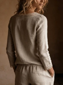 Áo kiểu nữ tay dài cổ chữ V viền ren, chất liệu satin, thích hợp mặc hàng ngày và đi nghỉ mát mùa xuân. - Màu Xám nhạt - Xem 2