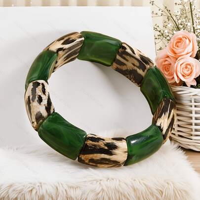 Vòng tay nhuộm tie-dye họa tiết da báo mới, vòng tay hạt nhựa màu xanh lá cây họa tiết da báo phối hợp, phụ kiện thời trang phong cách Bohemian, quà tặng độc đáo, thiết kế độc đáo, phù hợp cho phụ nữ, bé gái, bạn bè, đeo hàng ngày, dự tiệc, sự kiện sang trọng, du lịch.