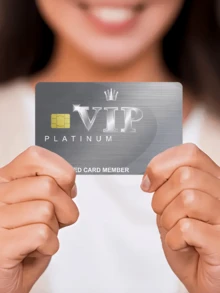 1张白金VIP会员信用卡贴纸，派对生日礼物，PVC材质，防指纹，耐用防刮，男女通用，情侣适用，可用于借记卡/信用卡、交通卡、学生证等装饰。 - A款 - 查看 4