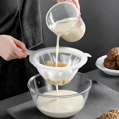 1pc Multi-Function Filtering Strainer, Plastic Food Filtering Set With Dual Handles, Soy Milk Strainer, Juice Strainer, Food Strainer, Tea Leaf Filter, Fine Nylon Mesh Filter, Ergonomic Handles For Easy Grip, Suitable For Baking And Cooking Prep, Applicable For Soy Milk, Coffee, Juice, Essential Kitchen Tool, Kitchen Accessory