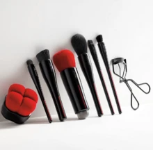Shiseido Face Brushes - Red - View 4
