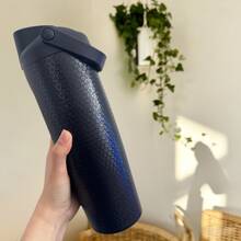 30oz High-Capacity Insulated Tumblers With Honeycomb Texture - Crafted From Stainless Steel For Long-Lasting Hot And Cold Retention. Product Features: Portable Carry Handle. - 黑色 - 查看 4