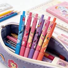 Bộ 6 bút bi rút 0.5mm phiên bản giới hạn theo chủ đề, thân bút hình đám mây dễ thương, mực khô nhanh, lý tưởng cho học sinh và thi cử, mực đen, quà tặng năm mới 2026. - Ngựa con của tôi1 - Xem 4
