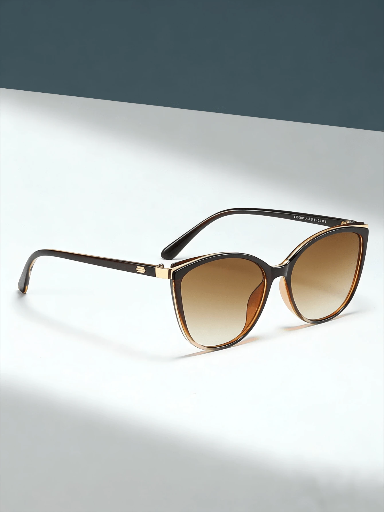 1pc Plastic Cat Eye Frame Decorative Fashion Glasses - Gradient Tea Frame - View 1