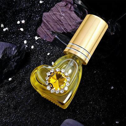 1个金色玻璃香水喷雾瓶，瓶身饰以金色宝石和小石子，可搭配玻璃喷雾器使用，旅行香水分装瓶，经久耐用不易碎，是旅行必备品，也是送给女性的最佳礼物，非常适合复活节、母亲节和各种节日送礼。